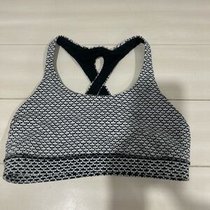 Lululemon bra size 8